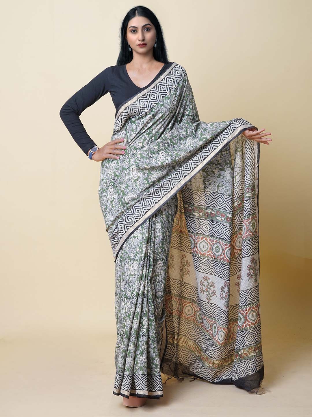 

Unnati Silks Ethnic Motifs Printed Handloom Chanderi Saree, Green