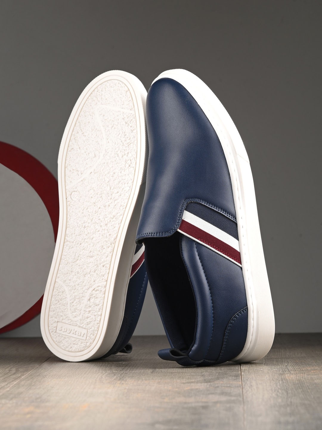 

SPYKAR Men Comfort Insole Contrast Sole Slip-On Sneakers, Navy blue