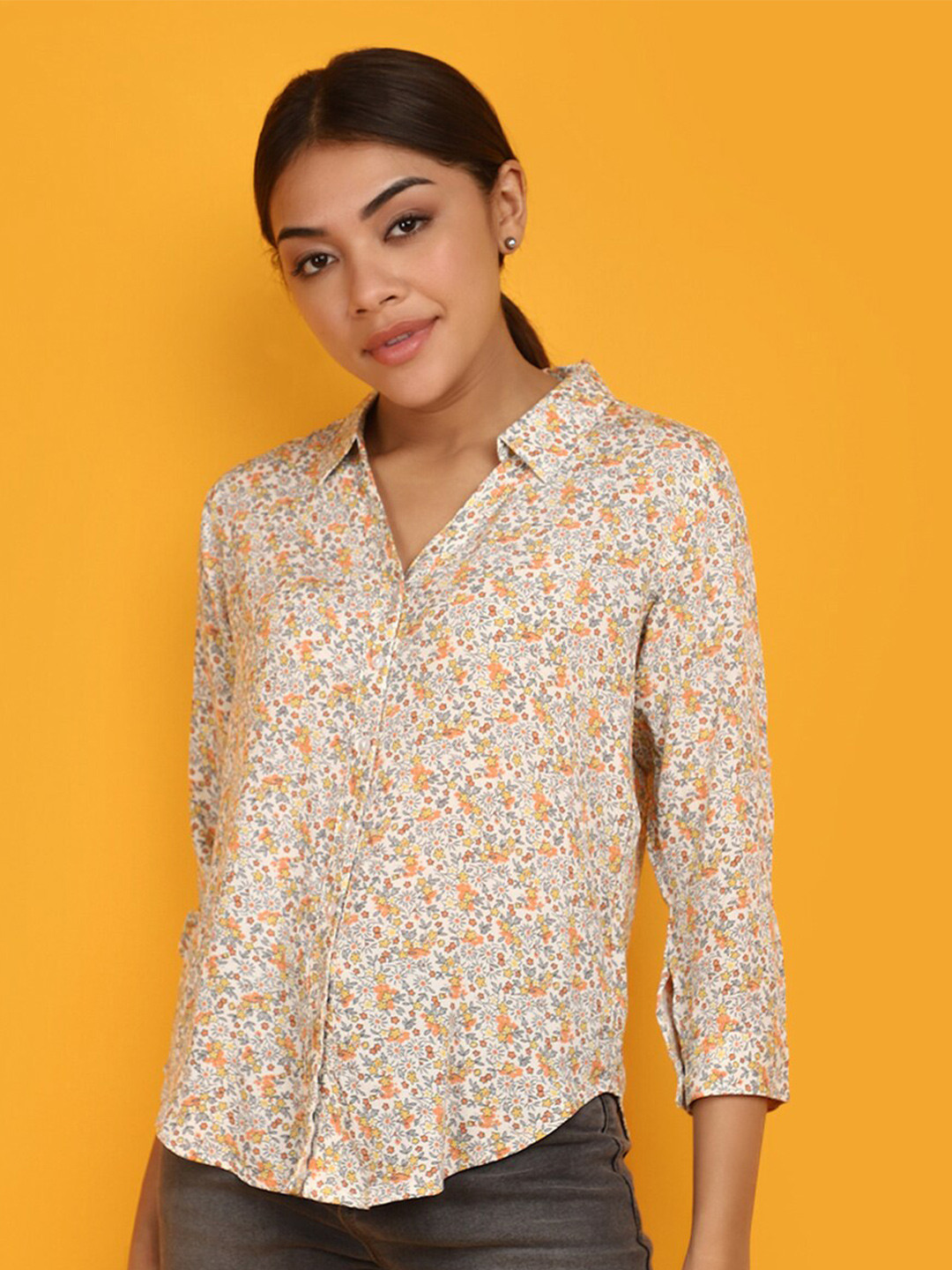 

V-Mart Floral Printed Spread Collar Three-Quarter Sleeves Casual Shirt, Off white