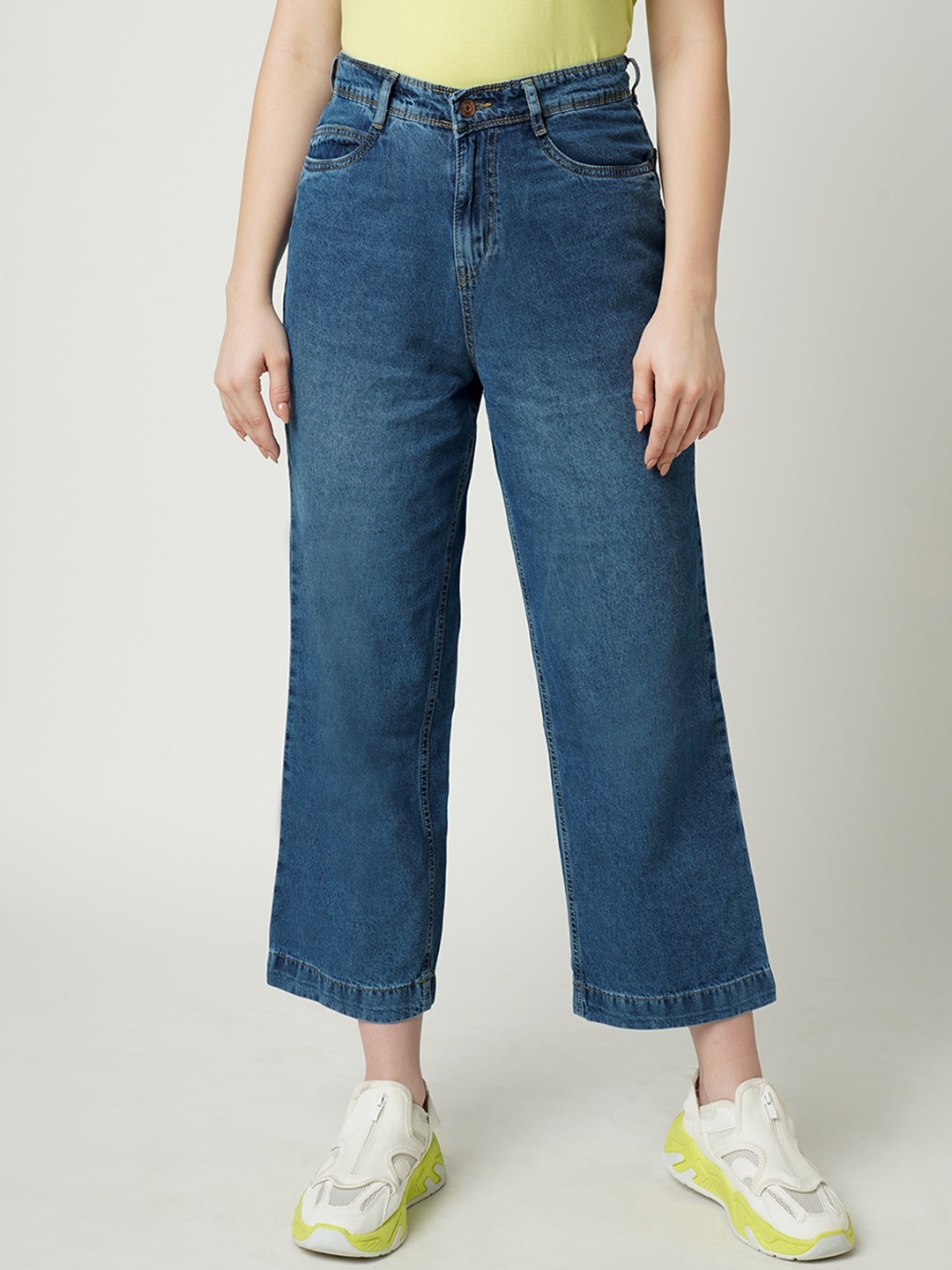 

Kraus Jeans Women Cotton Wide Leg High-Rise Light Fade Jeans, Blue
