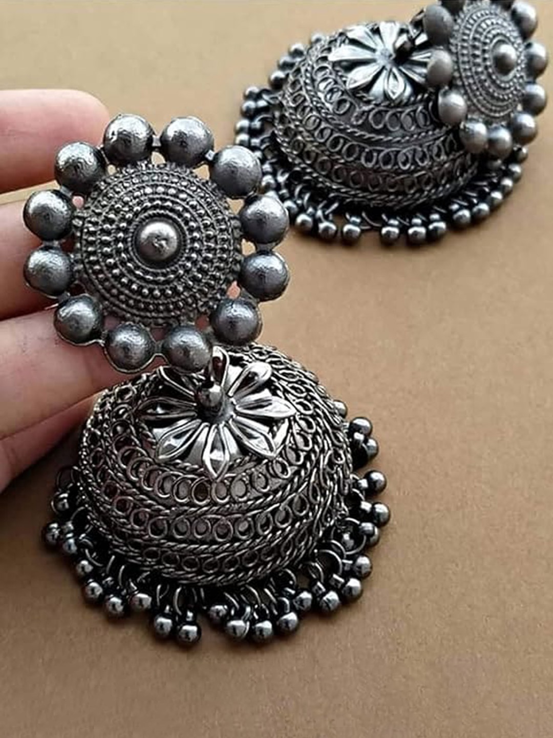 

The Pari Rhodium Plated Jumkas, Black