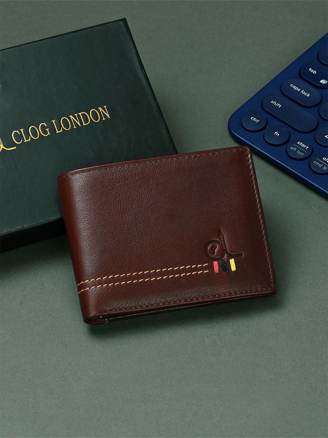 

CLOG LONDON Textured Leather Two Fold Wallet, Brown