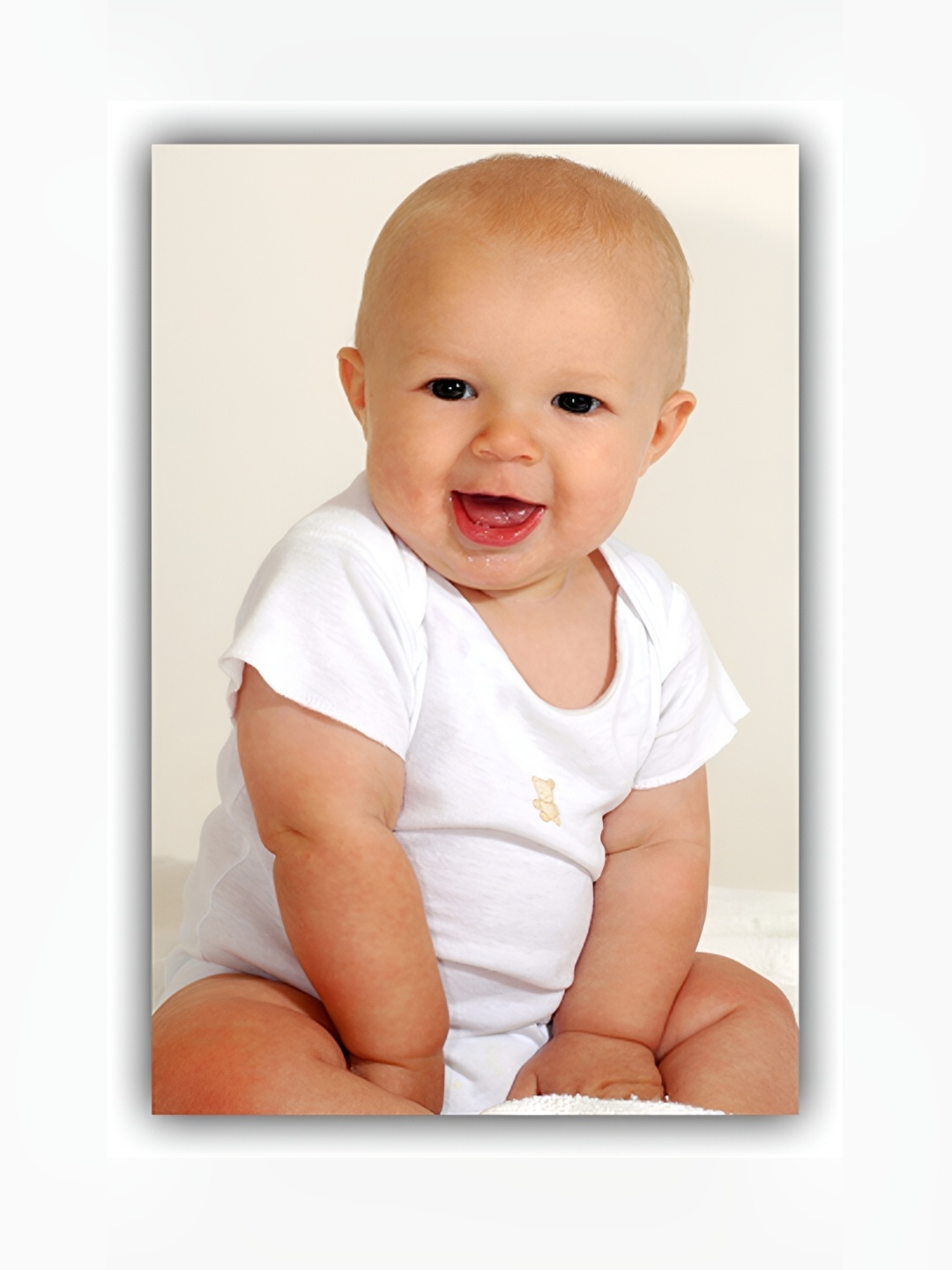 

PnF White & Beige Paper Wall Photographs