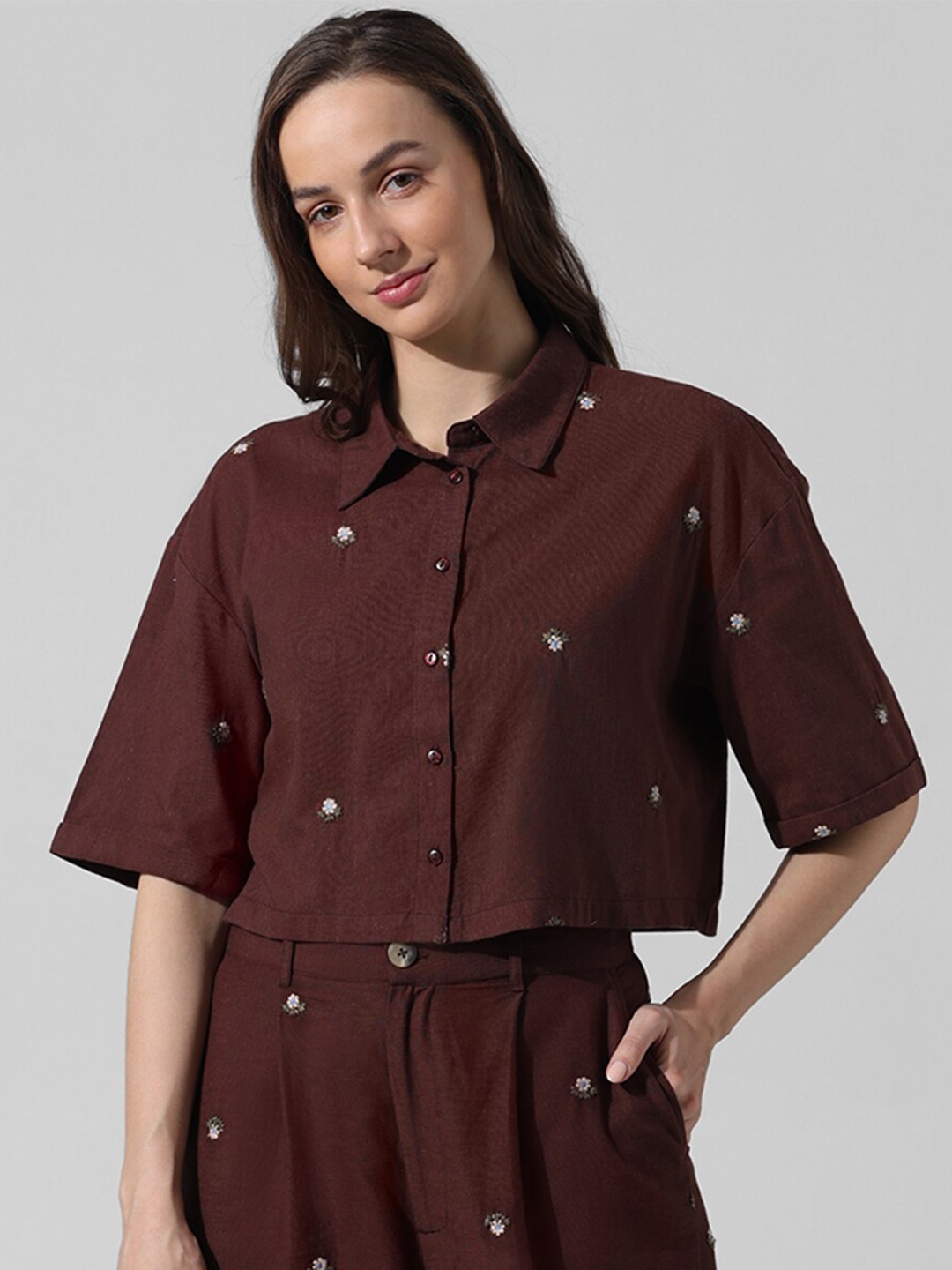 

ONLY Embroidered Boxy Casual Crop Shirt, Brown