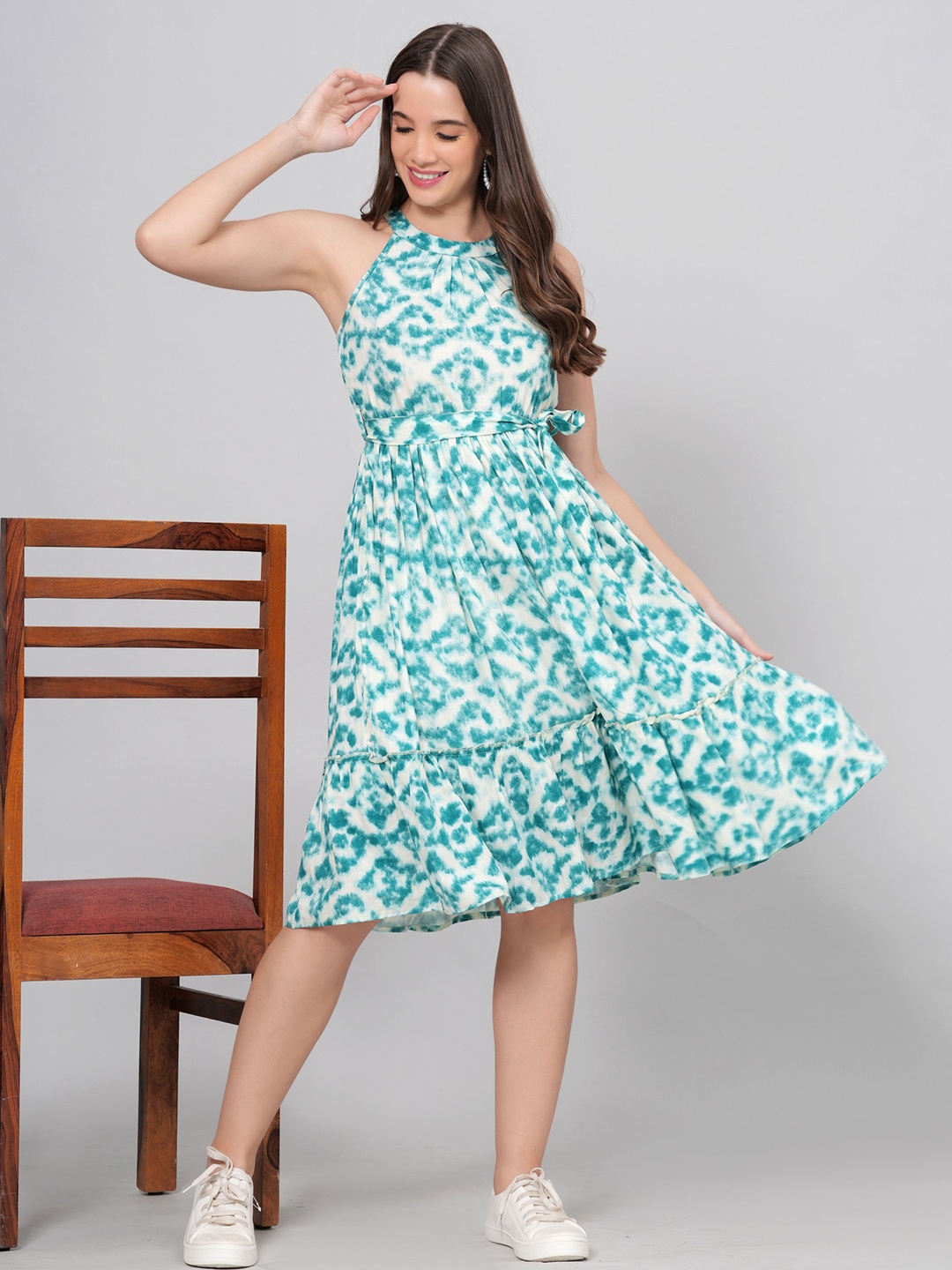 

DRESSAR Tie & Dye Dyed Sleeveless Liva Tie Up Tiered Fit & Flare Dress, Blue