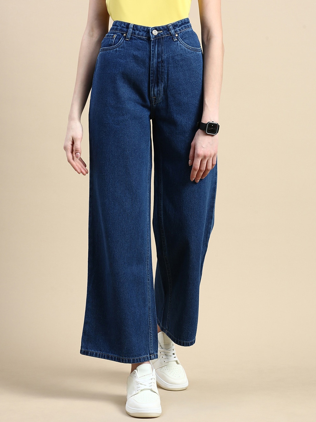 

De Moza Women Relaxed Fit High Rise Clean Look Light Fade Cropped Jeans, Blue