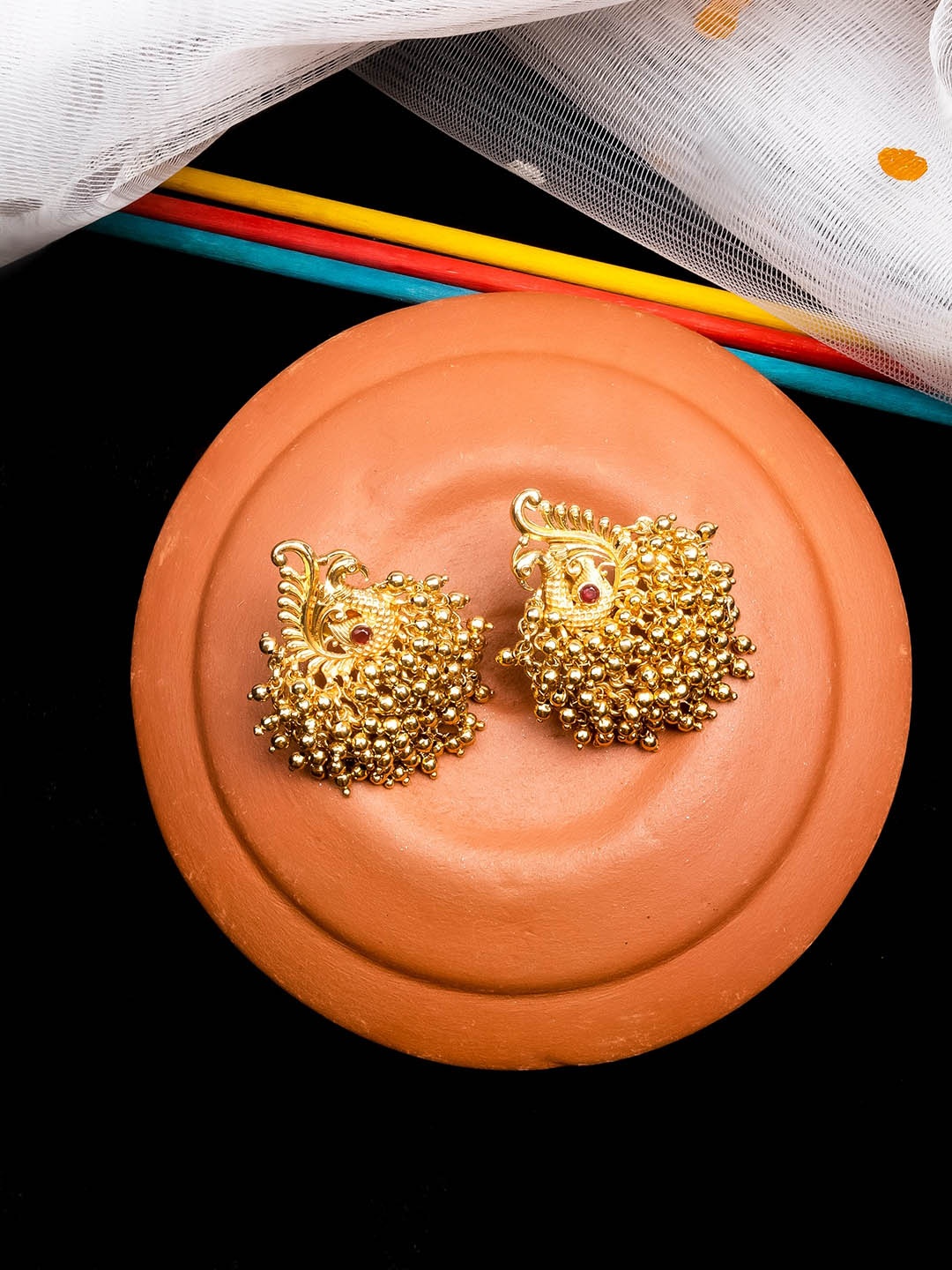 

StileAdda Gold-Plated Artificial Stones-Studded & Beads-Beaded Studs Earrings