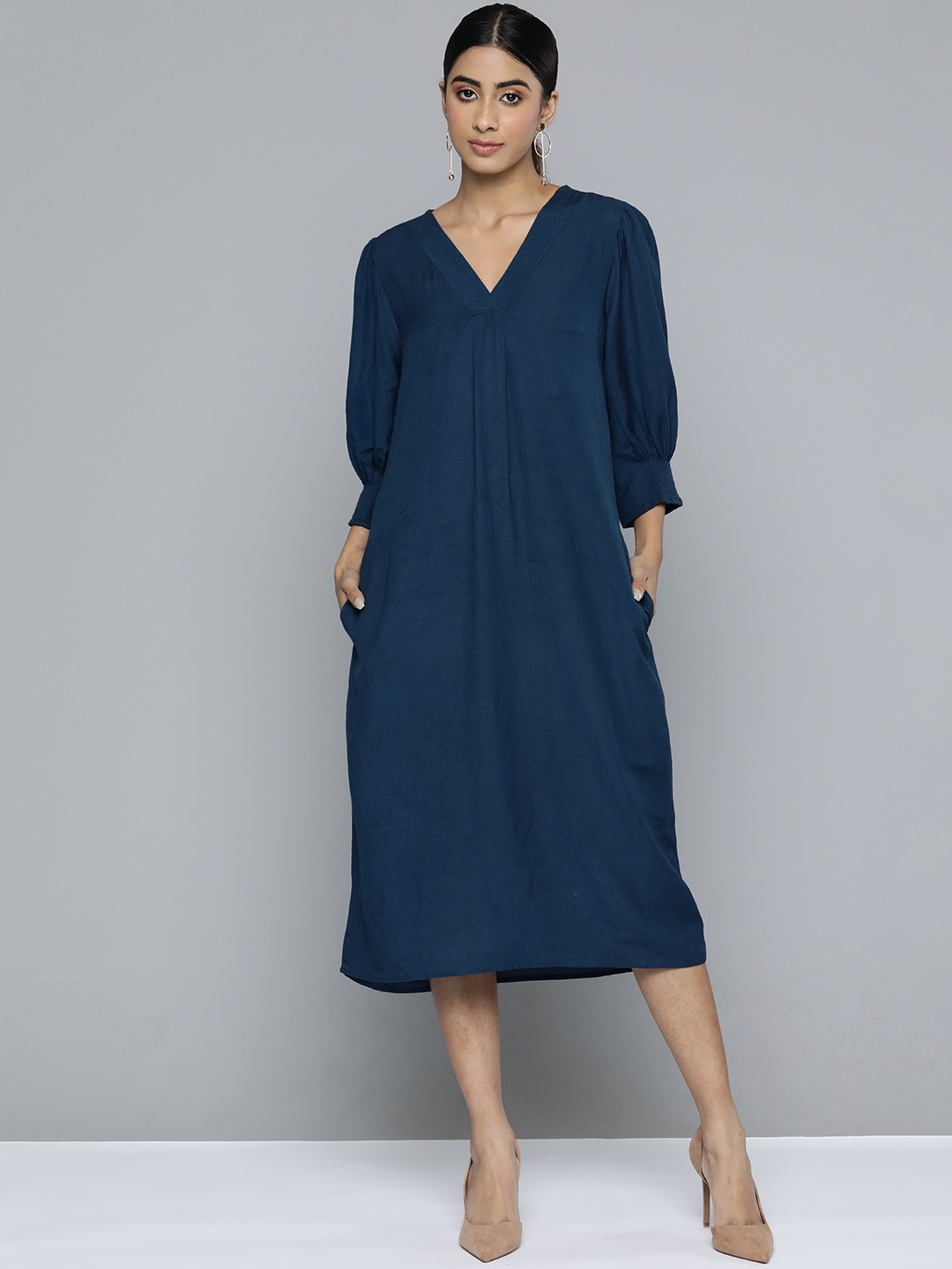 

SCOUP Solid Puff Sleeve Linen A-Line Midi Dress, Navy blue