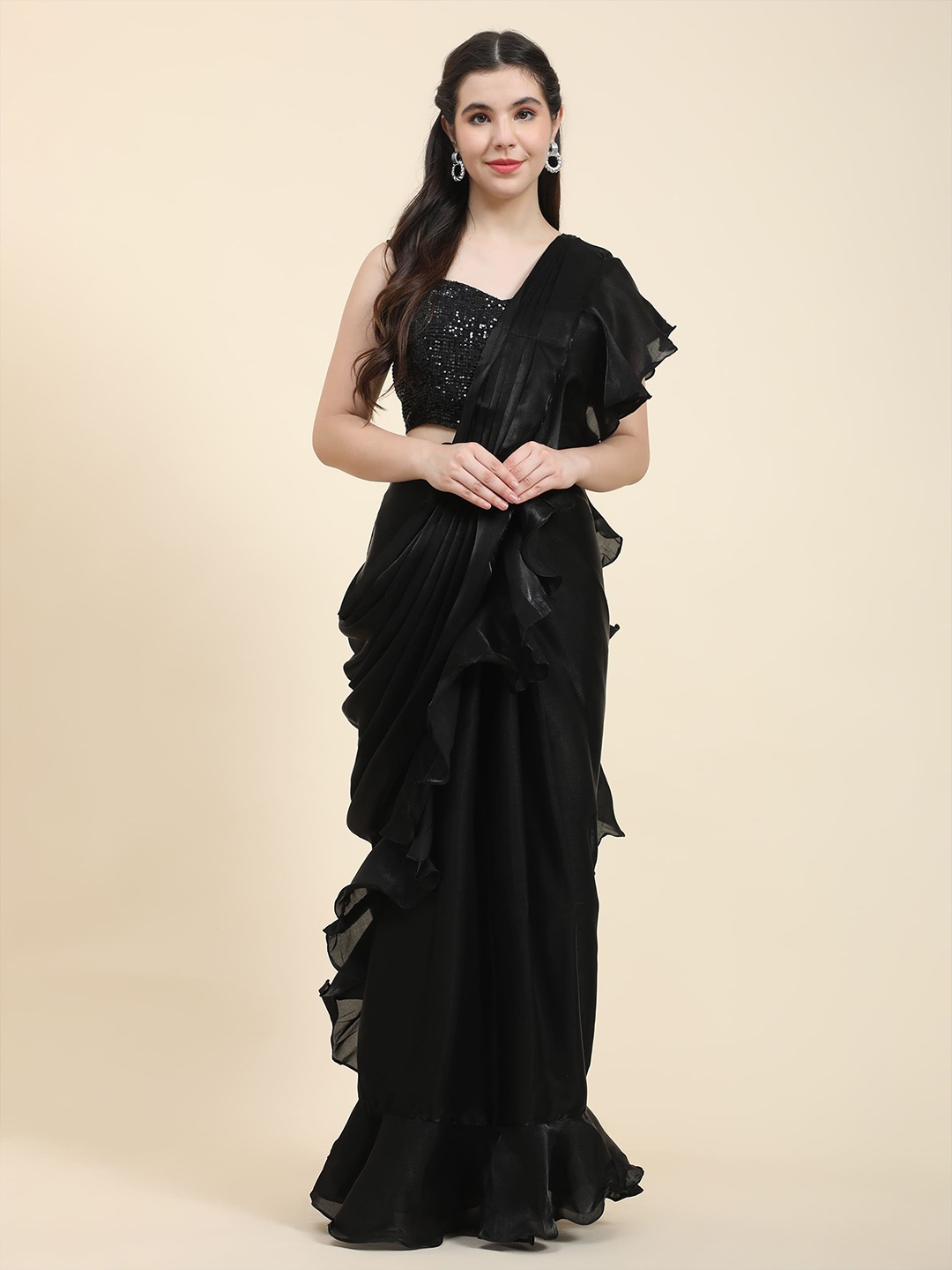 

AMOHA TRENDZ Sequinned Satin Saree, Black