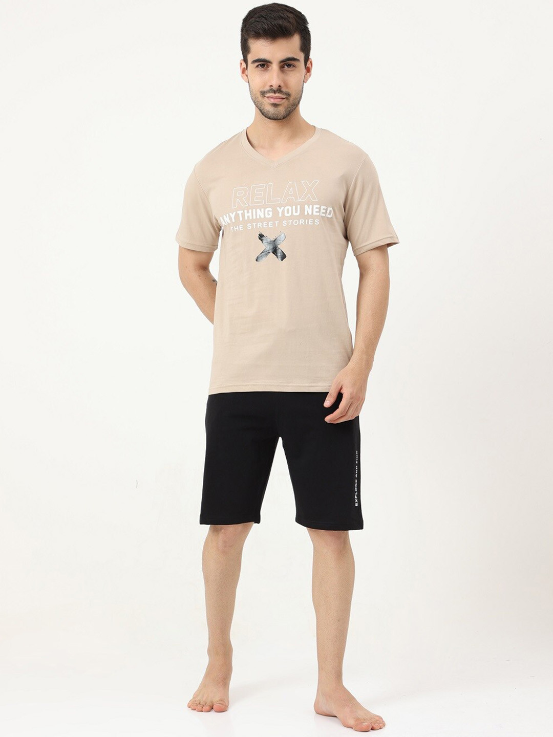 

Masculino Latino Plus Typography Printed Pure Cotton T-Shirt & Shorts, Beige