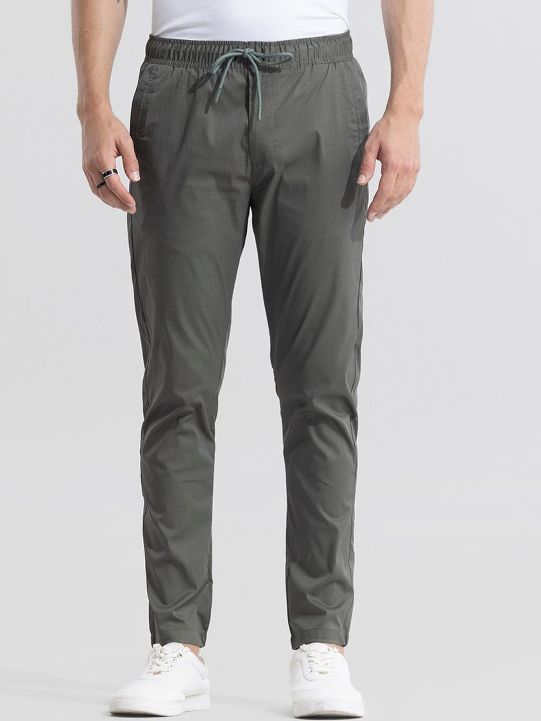 

Snitch Men Grey Smart Loose Fit Cotton Trousers