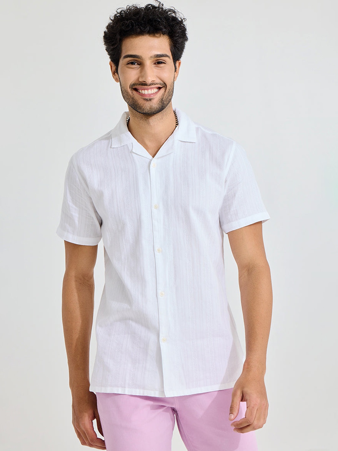 

Snitch White Classic Boxy Vertical Striped Cuban Collar Cotton Casual Shirt