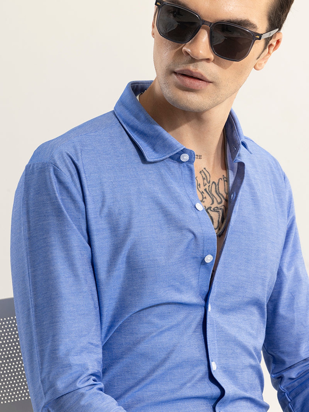 

Snitch Blue Classic Slim Fit Spread Collar Cotton Casual Shirt