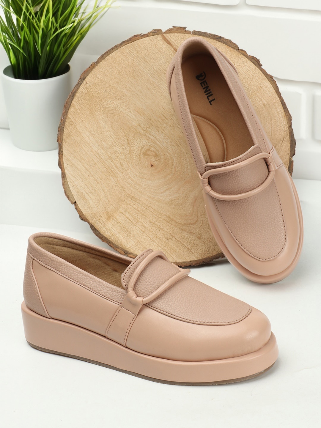 

Denill Women Textured Slip-On Loafers, Peach