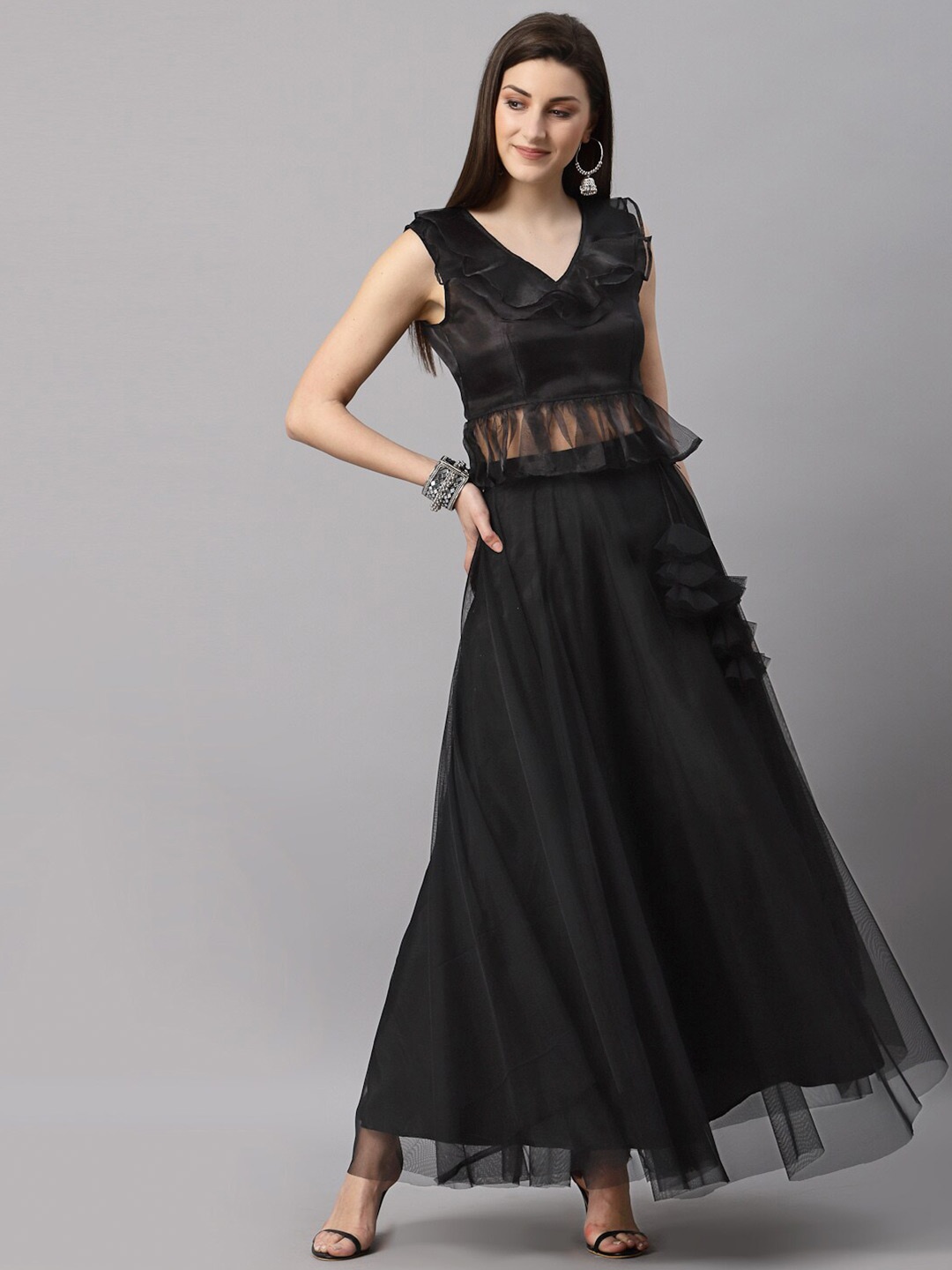 

NEUDIS V-Neck Sleeveless Organza Net Ready To Wear Lehenga Choli, Black