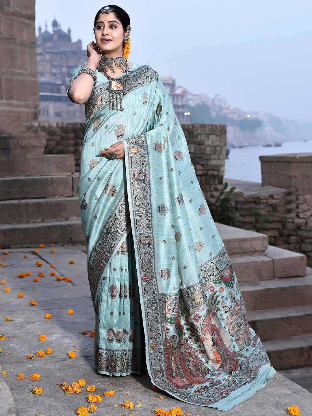 

elora Woven Design Zari Tussar Saree, Blue