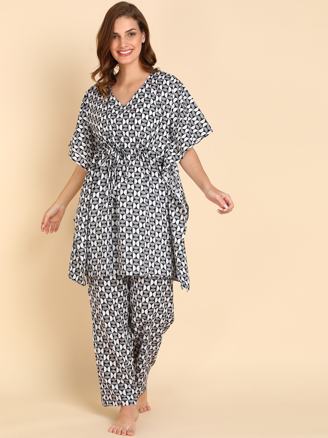 

NEUDIS Geometric Printed Pure Cotton Kaftan Night suit, White