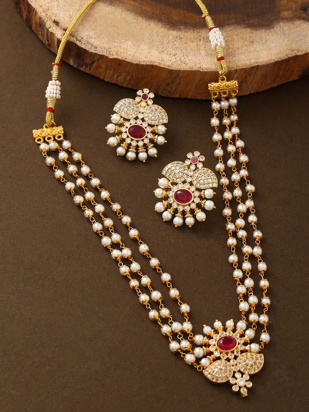 

THE AAB STUDIO Gold-Plated Stone-Studded & Beaded Jewellery Set