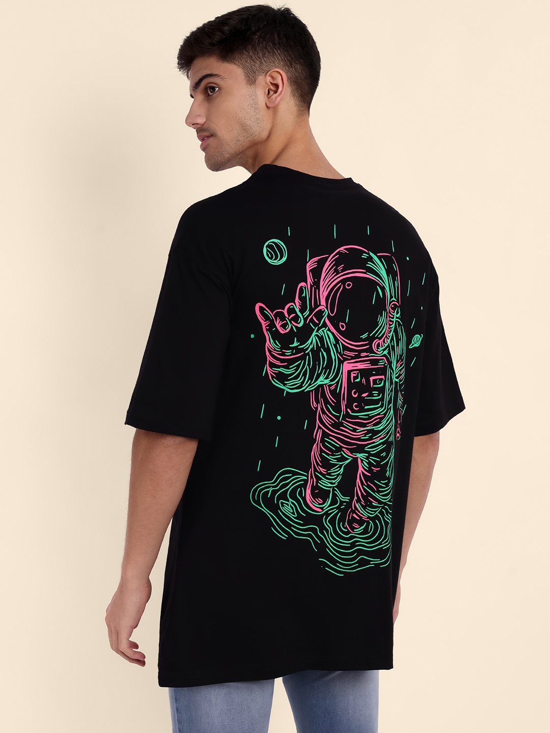 

TOMHIDDLE Graphic Printed Oversized Pure Cotton T-shirt, Black