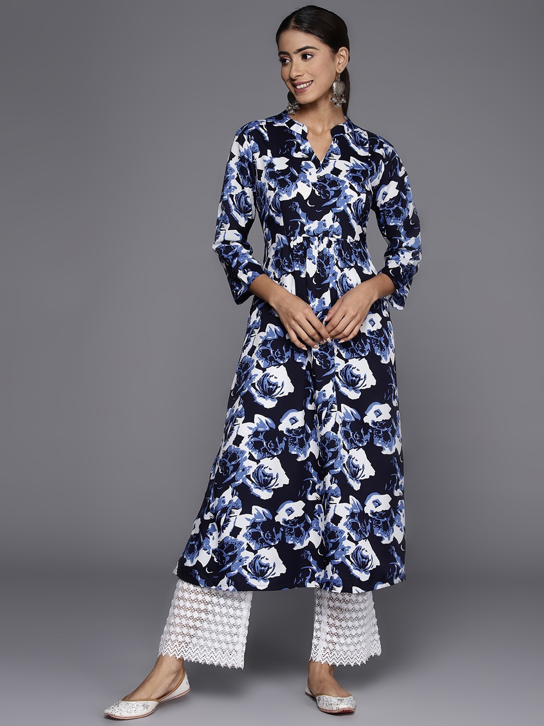 

KALINI Women Floral Yoke Design Thread Work Crepe Kurta, Navy blue