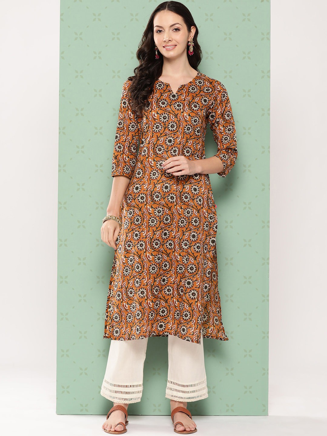 

KALINI Floral Printed Pure Cotton Kurta, Brown