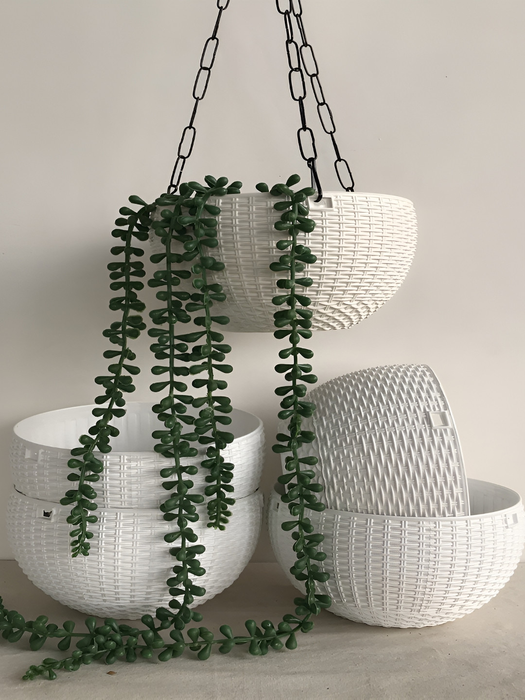 

AGAMI 5 Pieces White Hanging Planters