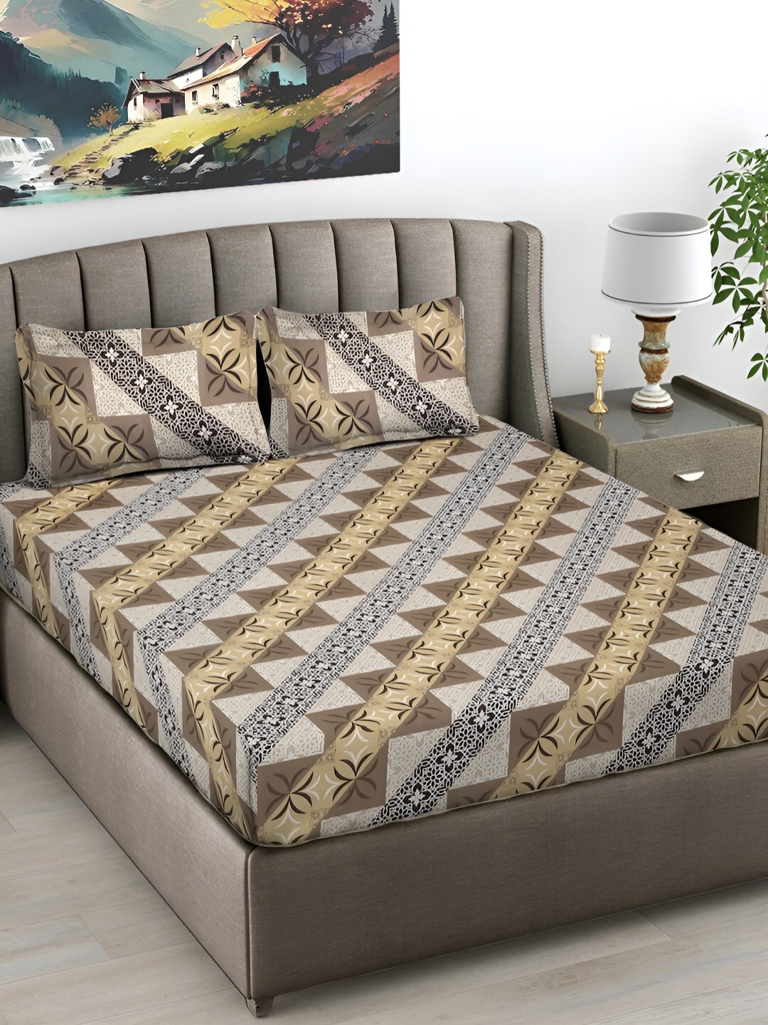 

FABINALIV Beige & Black Geometric Print 300 TC King Size Bedsheet & 2 Pillow Covers