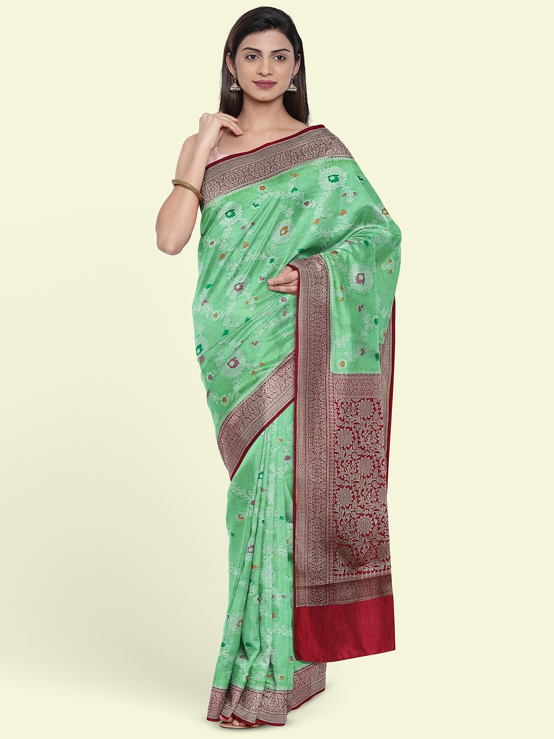 

Muskan Fashion Woven Design Zari Banarasi Saree, Lime green