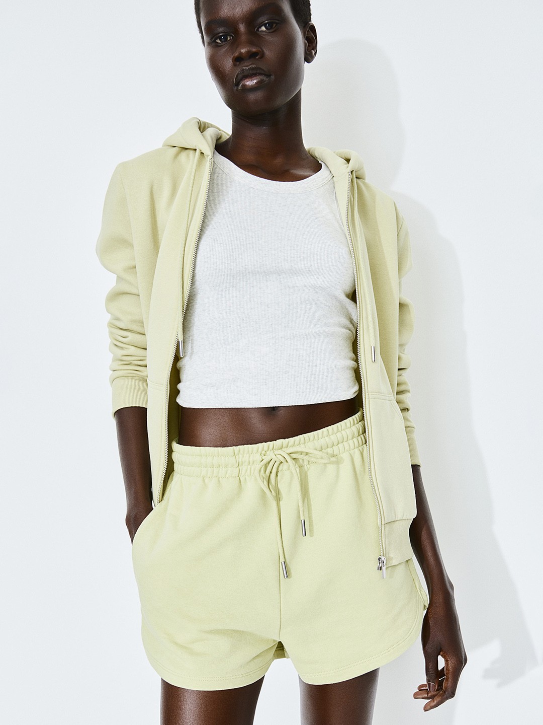 

H&M Women Sweatshorts, Green