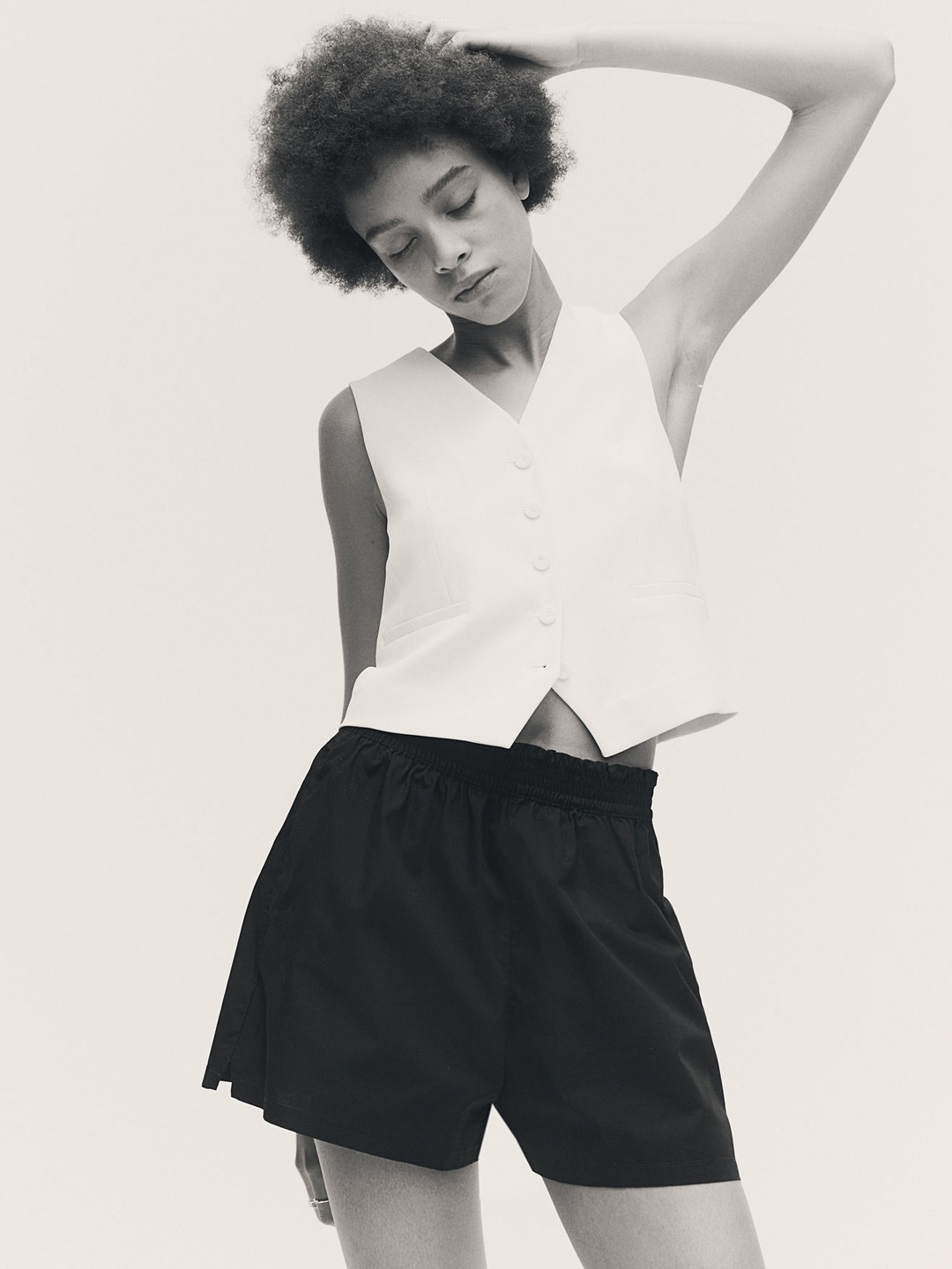 

H&M Women Cotton Pull-On Shorts, Black