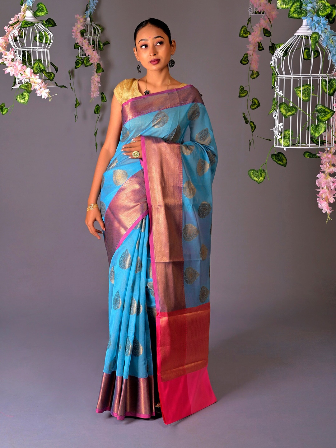 

Muskan Fashion Woven Design Ethnic Motifs Zari Banarasi Saree, Turquoise blue