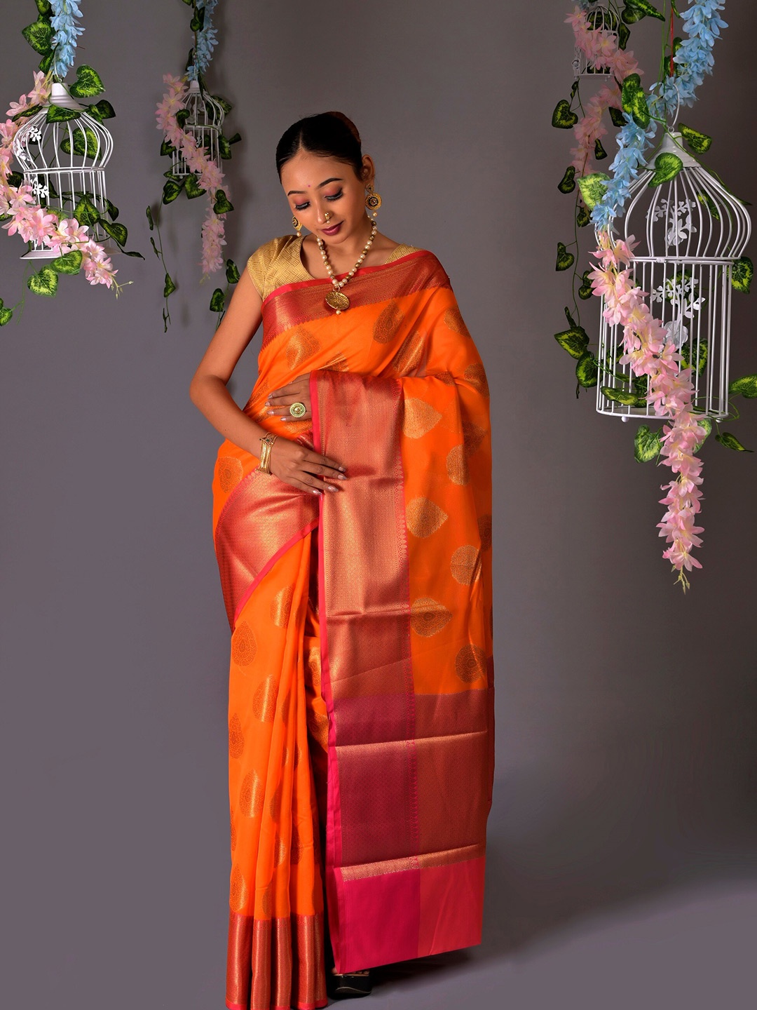 

Muskan Fashion Woven Design Ethnic Motifs Zari Banarasi Saree, Orange