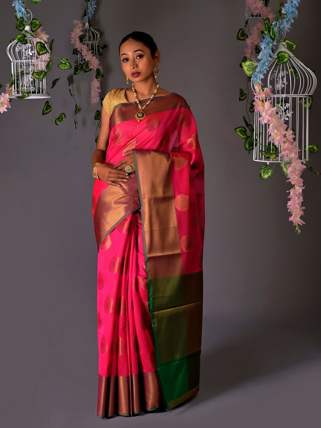 

Muskan Fashion Woven Design Ethnic Motifs Zari Banarasi Saree, Rose