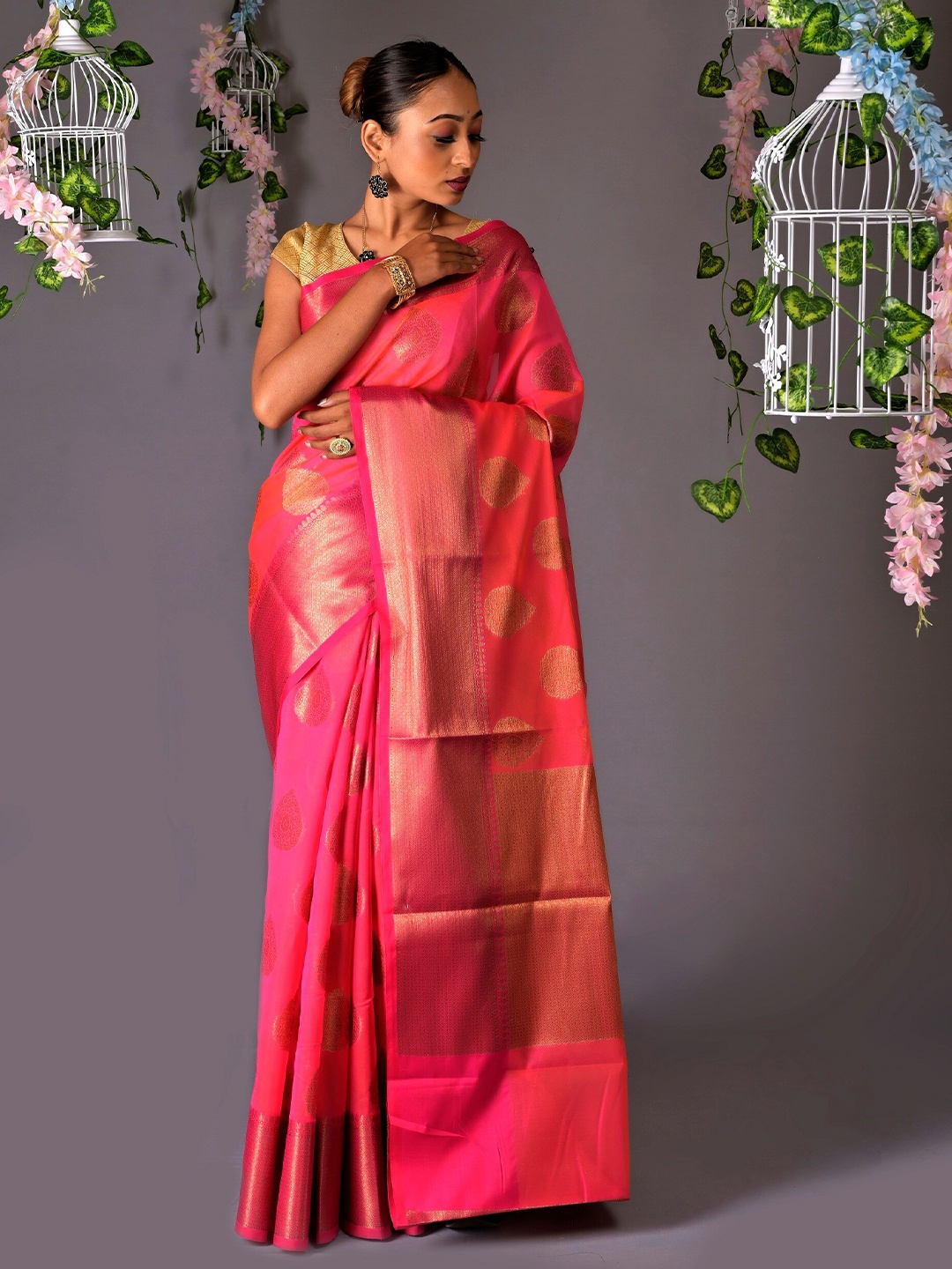 

Muskan Fashion Woven Design Ethnic Motifs Zari Banarasi Saree, Pink