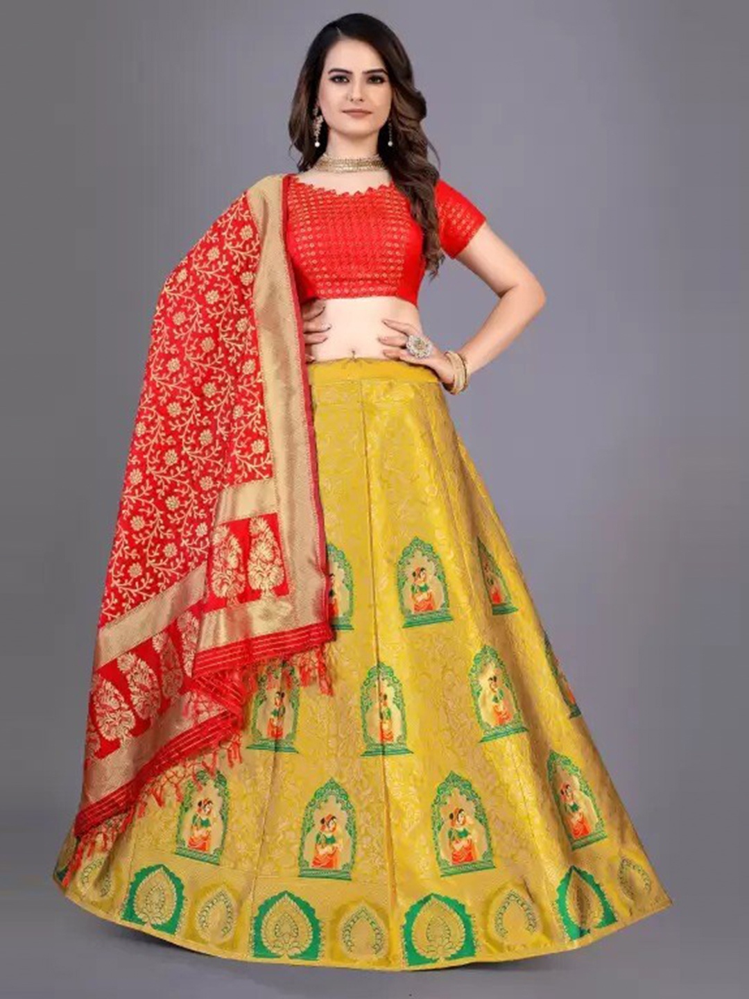 

Rujave Woven Design Semi Stitched Lehenga & Unstitched Blouse With Dupatta, Gold