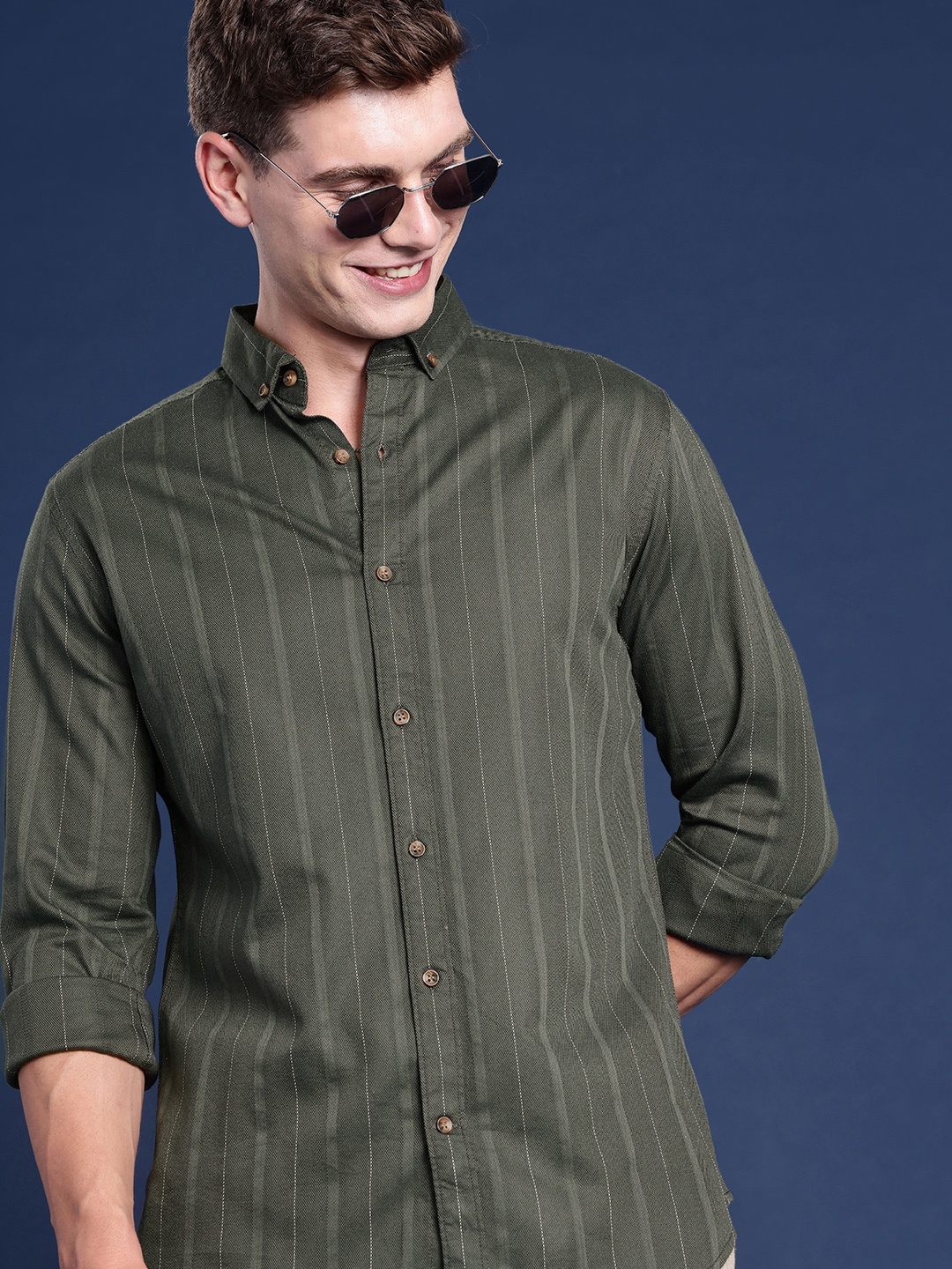 

Mast & Harbour Men Striped Casual Shirt, Olive