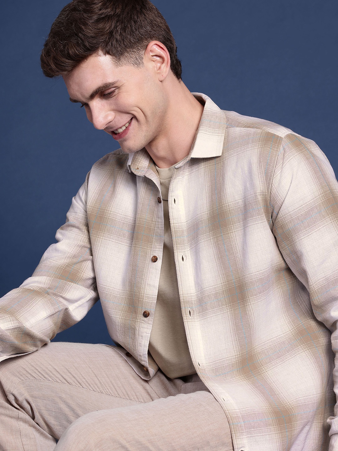 

Mast & Harbour Men Checked Casual Shirt, Beige