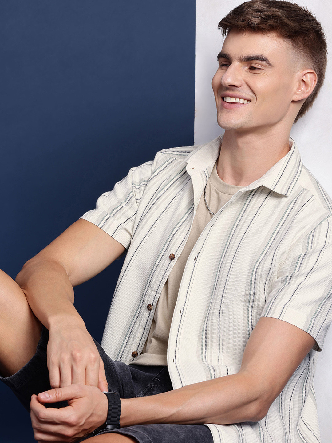 

Mast & Harbour Men Striped Casual Shirt, Off white