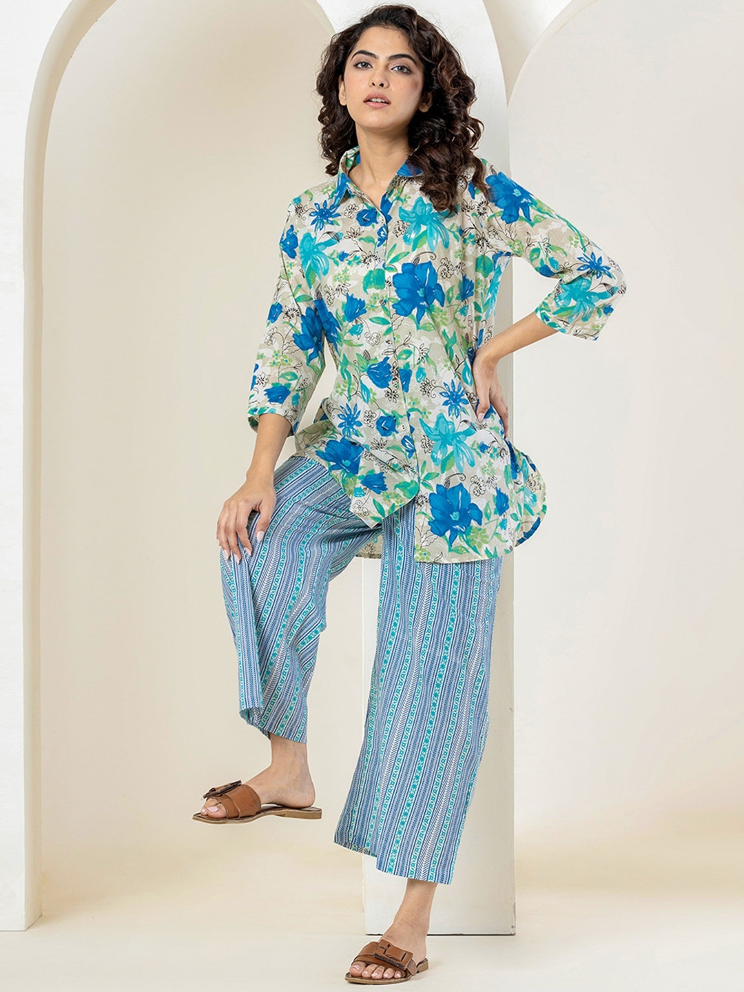 

FEATHERS CLOSET Printed Pure Cotton Shirt With Trousers Co-Ords, Blue