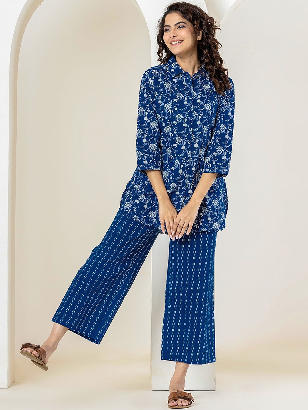 

FEATHERS CLOSET Printed Pure Cotton Shirt With Trousers Co-Ords, Blue