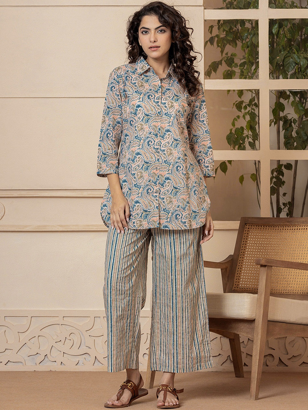 

FEATHERS CLOSET Printed Pure Cotton Shirt With Trousers Co-Ords, Blue