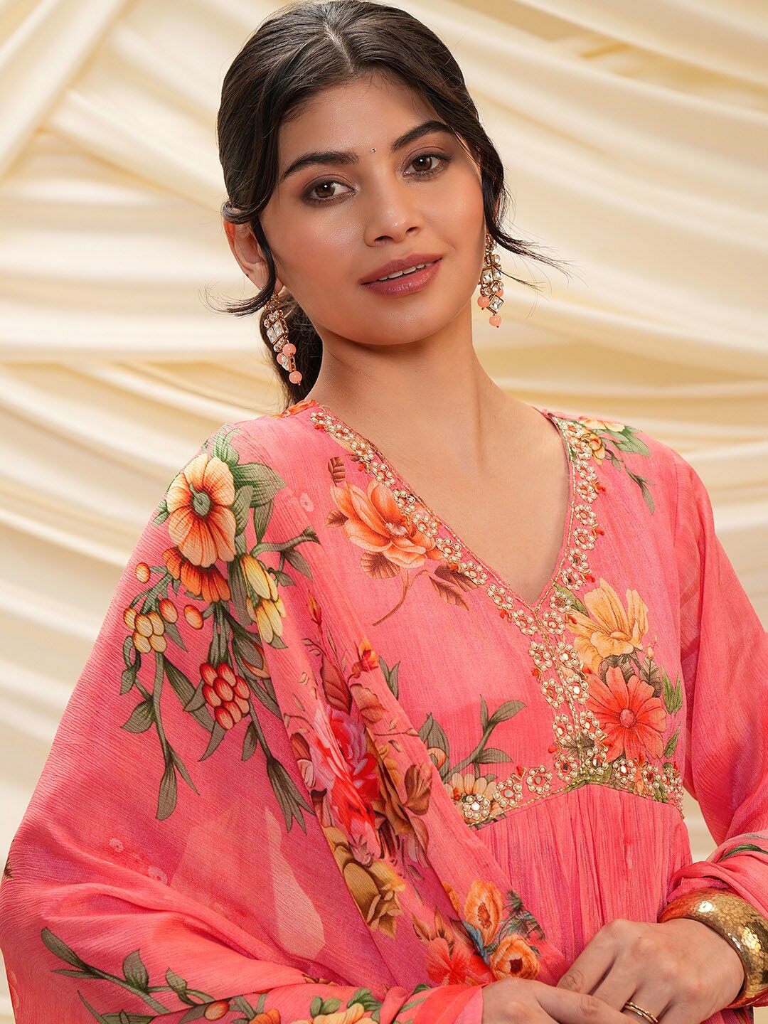 

Vishudh Floral Printed Regular Mirror Work Kurta With Palazzos & Dupatta, Pink