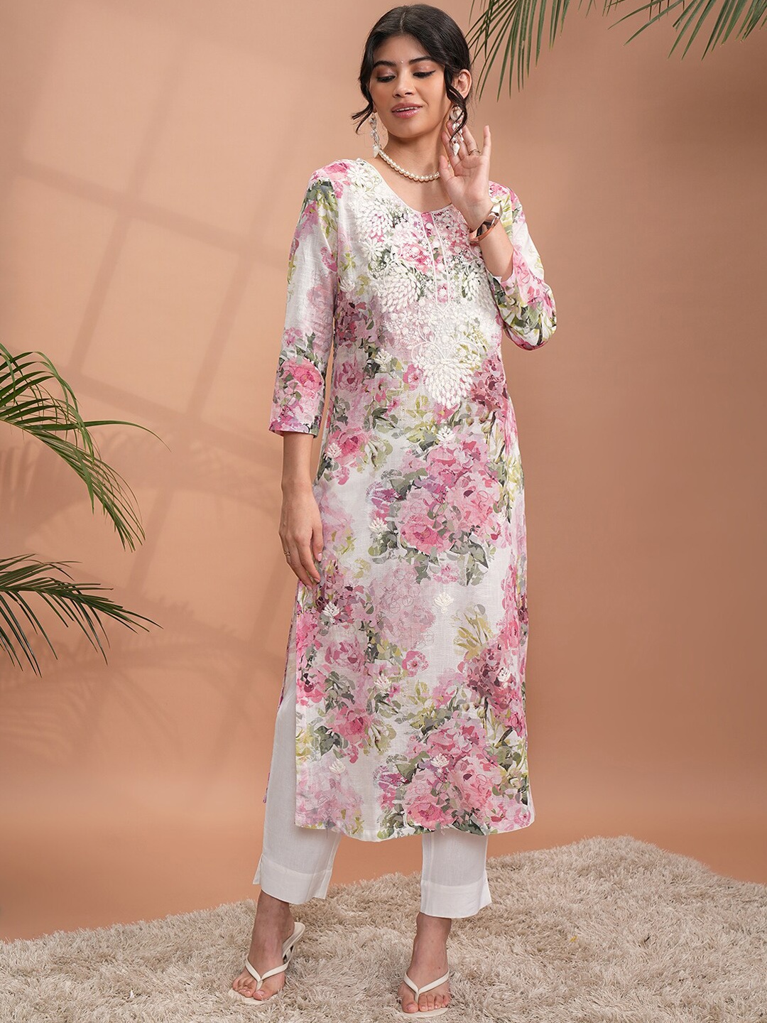 

Vishudh White Floral Printed Regular Thread Work Pure Cotton Kurta With Trousers