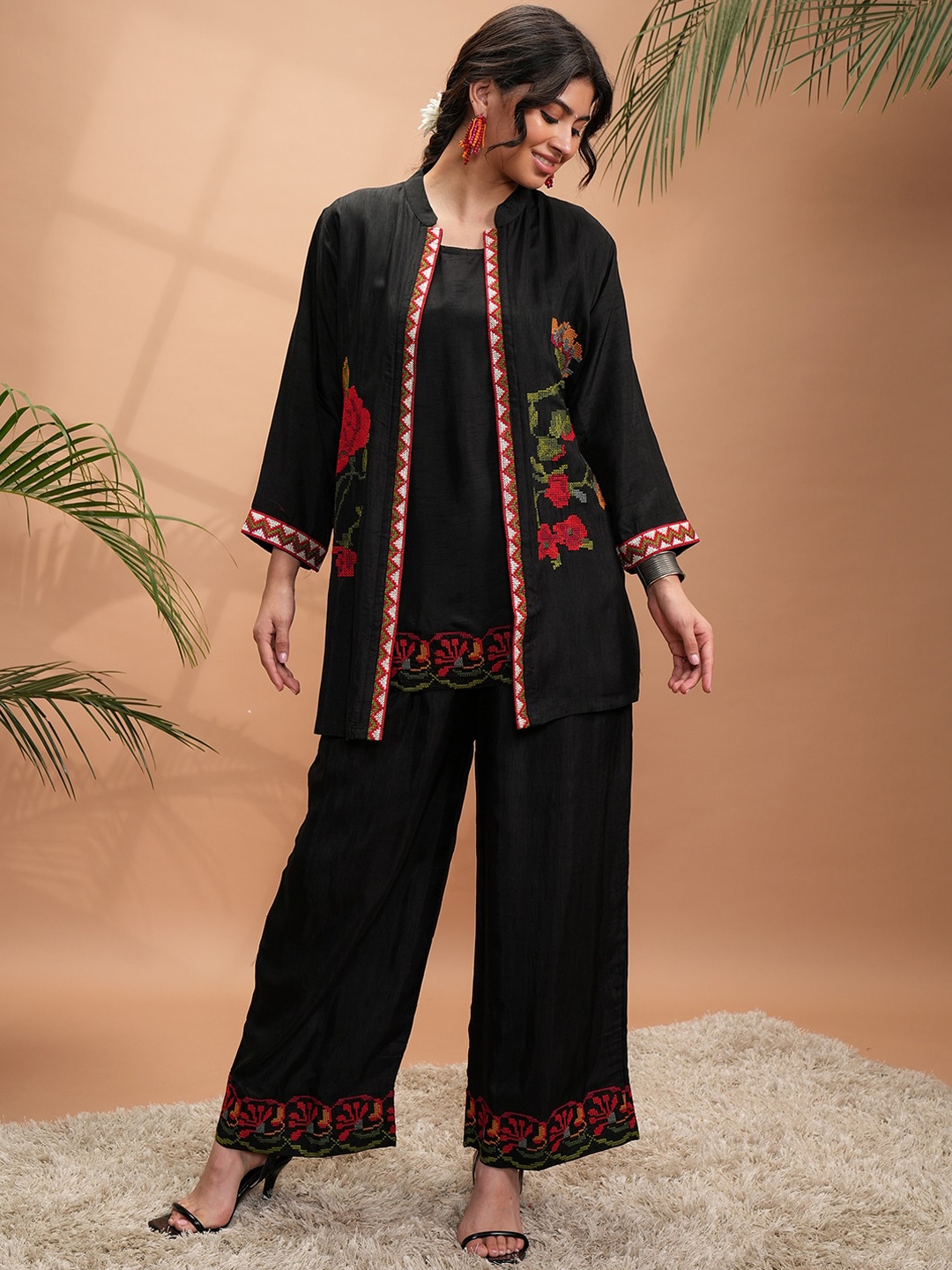 

Vishudh Floral Embroidered Straight Pure Cotton Kurti With Trousers & Jacket, Black