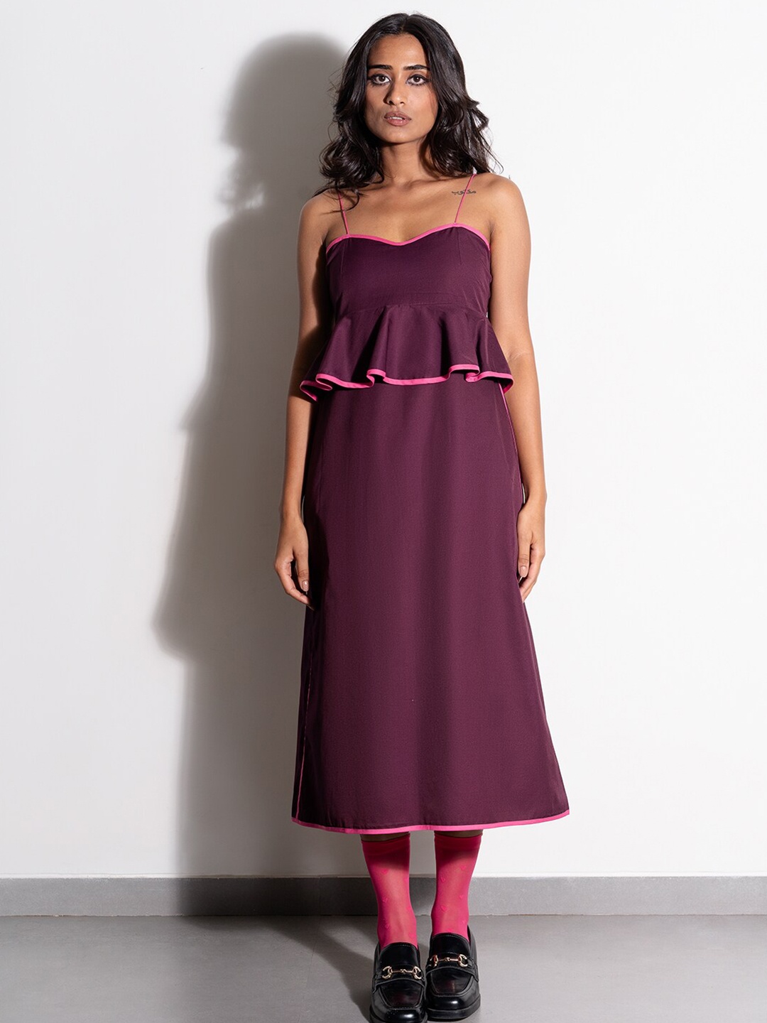 

Ostilos Shoulder Strap Layered A-Line Midi Dress, Magenta