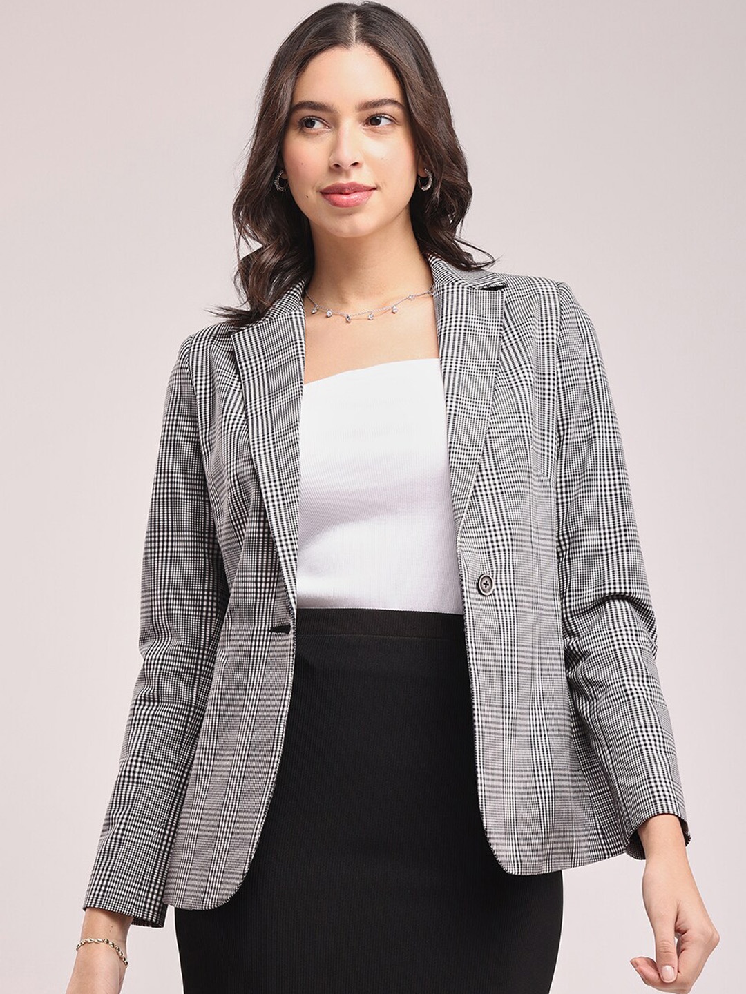 

FableStreet Checked Tailored-Fit Single Breasted Blazer, Black