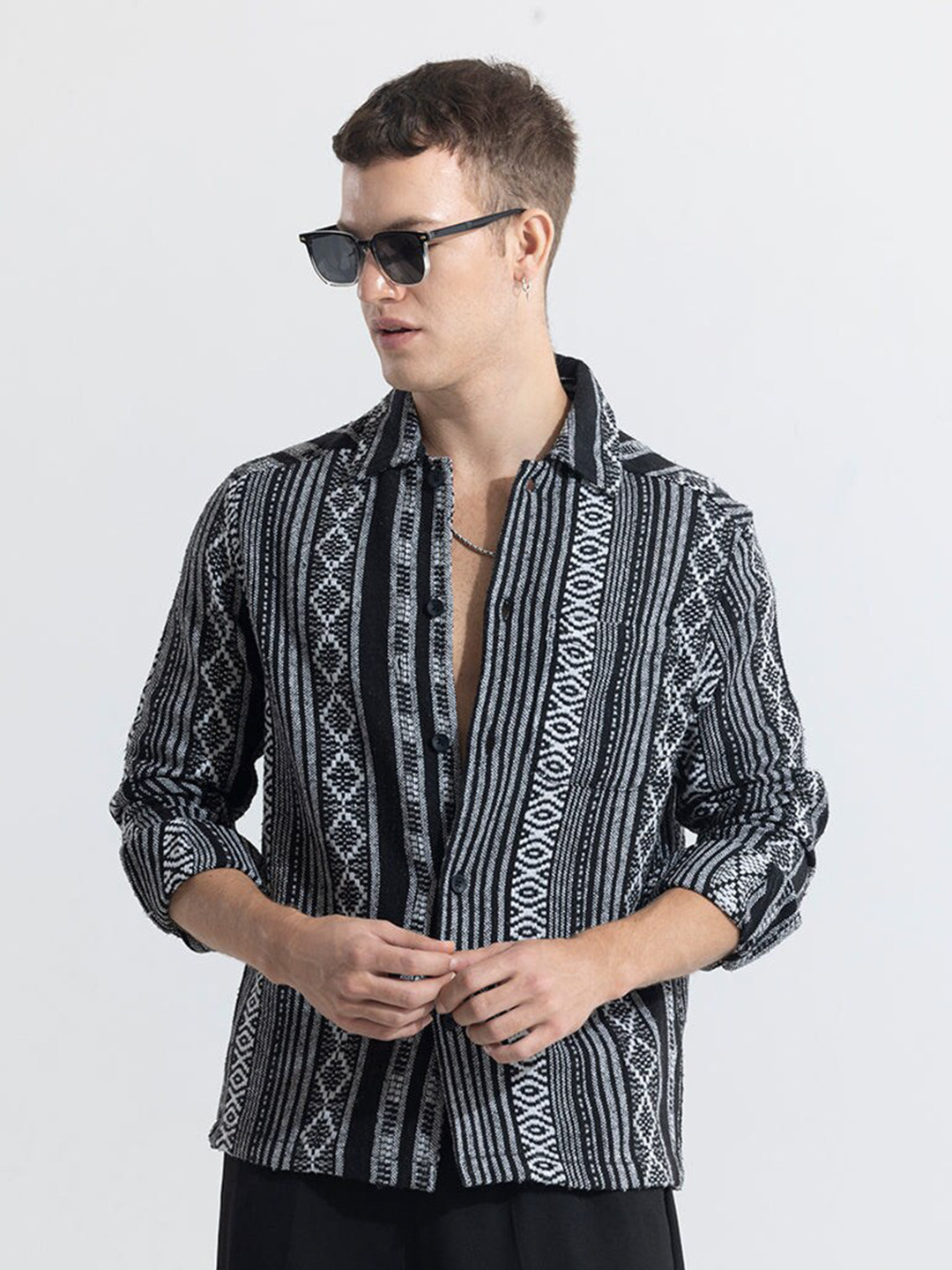 

Snitch Black Self Design Textured Classic Slim Fit Cotton Casual Shirt