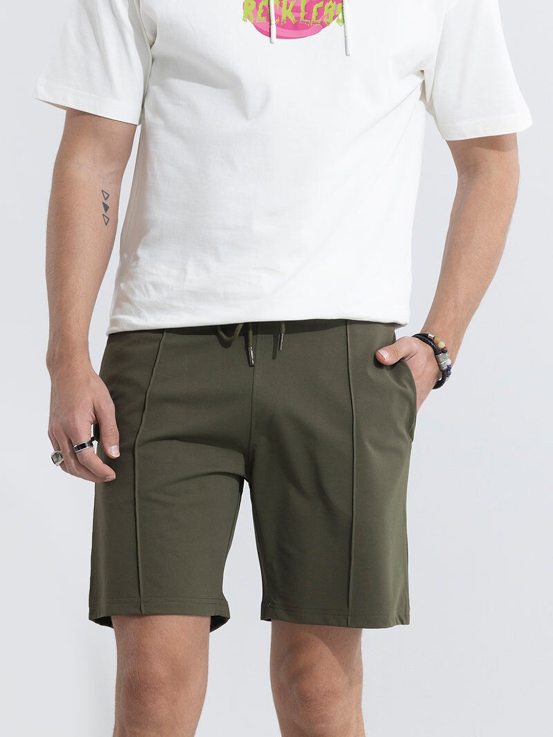 

Snitch Men Olive Green Mid-Rise Cotton Shorts