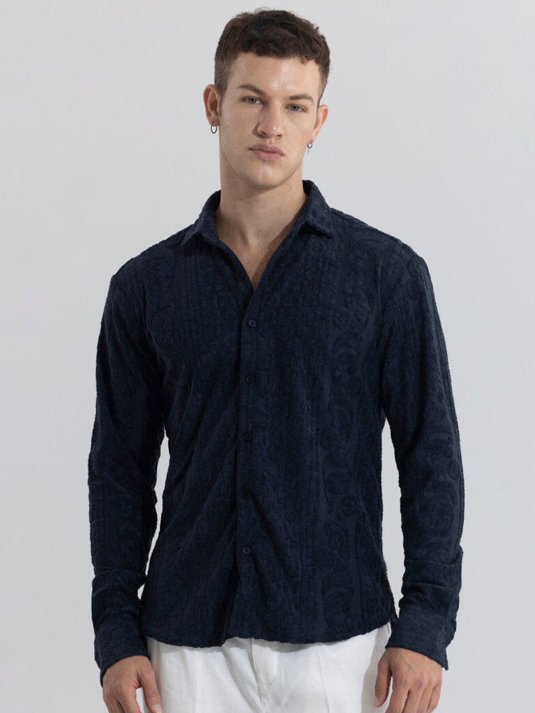 

Snitch Classic Spread Collar Long Sleeves Slim Fit Floral Printed Casual Shirt, Navy blue