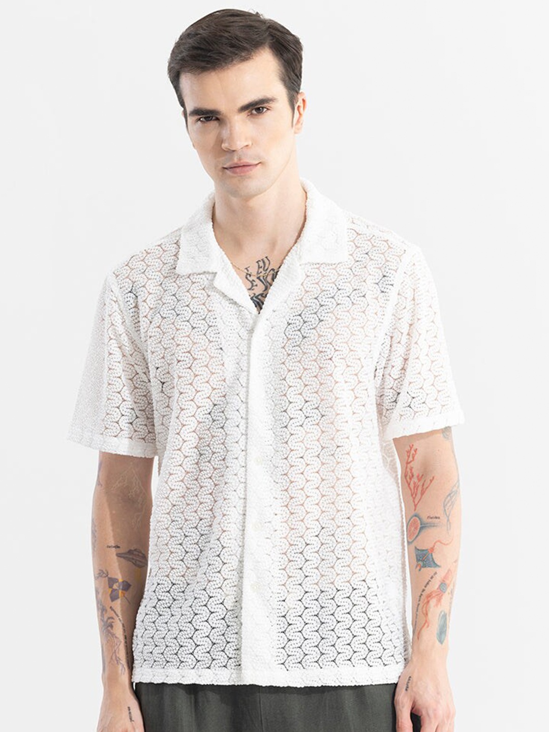 

Snitch Classic Cutaway Collar Short Sleeves Boxy Printed Casual Crochet Shirt, White